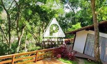 Imagem: Casa em Condomínio à venda, 4 quartos