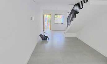 Imagem 2: Sobrado geminado no Nova Brasília com 02 dormitórios