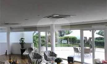 Imagem 7: Linda Mansão ao pé da Serra da Cantareira