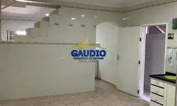 Imagem 4: Alugo Sobrado com sacada com 3 Dormts (1 suíte) s/ vaga - Taboão da Serra