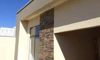 Imagem 2: Casa para venda possui 96m2, 2 quartos(sendo 1 suíte), possibilidade de zero R$ de entrada