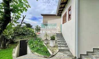 Imagem 7: Casa de condomínio para venda possui 356 metros quadrados com 4 quartos