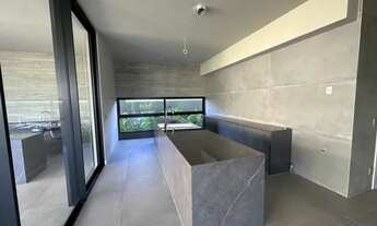 Imagem 3: Casa para venda tem 933 metros quadrados com 5 quartos