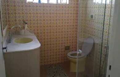 Imagem 3: 2 Casas lineares, em terreno diferenciado de +/- 20x37,50(747,70m2). &amp