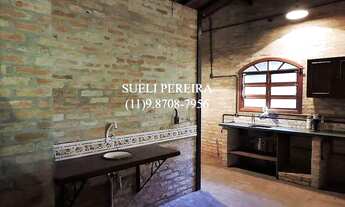 Imagem 6: Casa de condomínio para venda tem 373 metros quadrados com 3 quartos