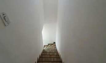 Imagem 5: Sobrado com 3 Dormitórios, Suíte e 4 Vagas de Garagem