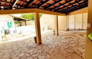 Imagem 7: Casa de esquina no bairro Jardim Cuiabá