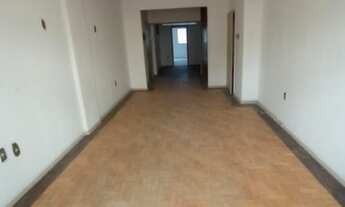 Imagem 3: IMOBILIÁRIA SCHOTKIS ALUGA APARTAMENTO DE 03 DORMITÓRIOS, 1º ANDAR, DE FRENTE, COM ELEVADO