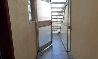 Imagem 3: Centro de Niterói, ao lado da Faculdade Universo, Vendo