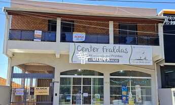 Imagem 2: Casa sobreloja com 3 dormitórios para alugar, 211 m² por R$ 2.632/mês - Jardim Girassol