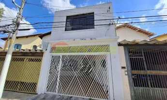 Imagem: Sobrado com 3 dormitórios (sendo 1 suíte)