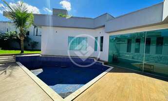 Imagem: Casa térrea com 4 quartos sendo 3 suítes