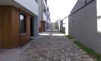 Imagem 2: SOBRADO TRIPLEX COM QUINTAL E JARDIM PRIVATIVO