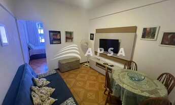 Imagem 3: ACORDAR EM COPACABANA É SENTIR O RIO PULSAR LOGO CEDO. NESTE LINDO APARTAMENTO DE QUARTO E