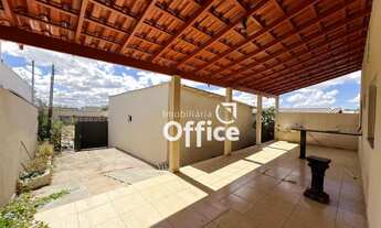 Imagem 3: Casa com 3 dormitórios para alugar, 250 m² por R$ 1.500,00/mês - Residencial Geovanni Brag