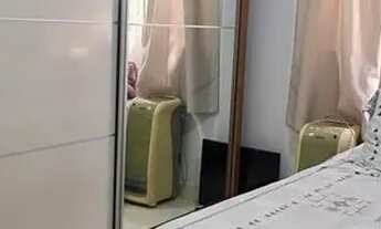 Imagem 7: Este imóvel encantador oferece um lote generoso de 300 metros quadrados!