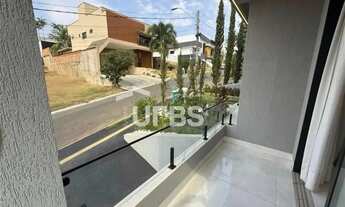 Imagem 5: Casa térrea à venda na Primeira Etapa, 4 quartos, 3 suítes, 4 vagas, fundo para mata