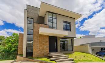 Imagem 2: Casa em Condominio no Green Village Park, 03 Suítes, 08 Vagas, São Braz, Curitiba