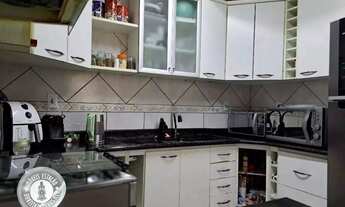 Imagem 7: VENDA - Casa com 3 dormitórios (1 suíte), 3 vagas de garagem no bairro Água Verde em Blume