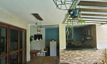 Imagem 6: Casa de Alto Padrão com 2.257m², Condomínio Fechado no Boa Vista com Piscina