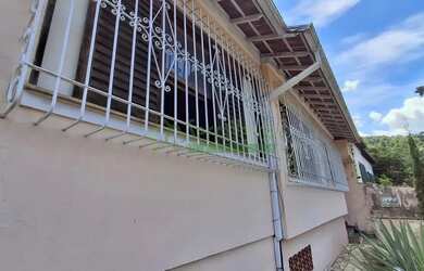 Imagem 2: MOSELA (AMPLA CASA EM EXCELENTE LOCALIZAÇÃO