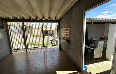 Imagem 2: Casa à venda com 2 quartos em Vila Flora, Salto - SP