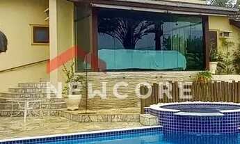 Imagem: Casa de condomínio em Rua Elviro Sodré