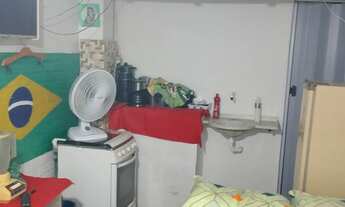 Imagem 3: Quitinete mobiliada para temporada no centro de Cabo Frio