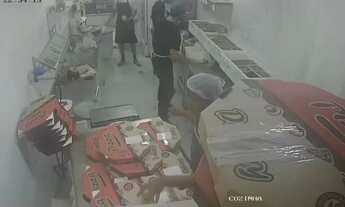 Imagem 2: Ponto comercial - vende-se. Completo