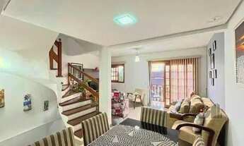 Imagem 6: Casa em Porto Alegre, no bairro Ipanema, com 3 dormitório(s), e 3 banheiros, à v