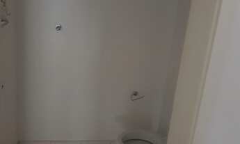 Imagem 7: Loja no térreo com excelente circulação, toda reformada