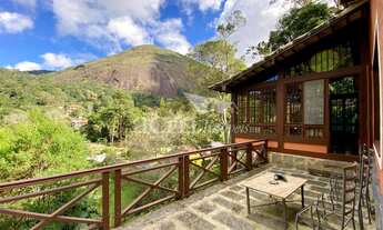 Imagem: Aconchegante casa de 4 quartos com fácil