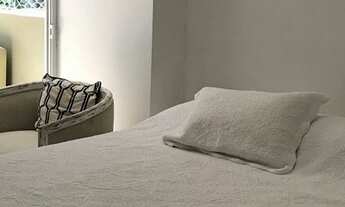 Imagem 5: Condomínio Maxi Leblon! Varandão com vista verde indevassável e silencioso!