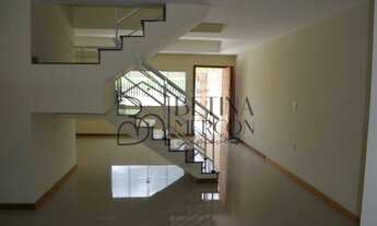 Imagem 4: VENDE Casa duplex com 03 quartos sendo 01 suíte com varanda. Vale das Palmeiras. Macaé/RJ