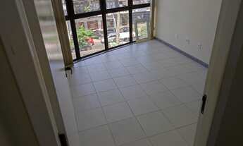 Imagem 3: Excelente Sala Comercial no Ilha Golden Shopping de Frente com vaga de garagem