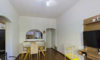 Imagem 2: Apartamento para venda possui 59 metros quadrados com 2 quartos em Anil - Rio de Janeiro