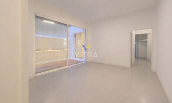 Imagem 2: Apartamento para venda com 101 metros quadrados com 2 quartos em Centro Histórico - Porto