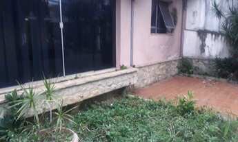 Imagem 4: RUA PIRITUBA Casa com 3 dormitórios