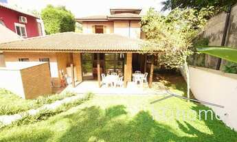 Imagem 2: Casa em rua fechada