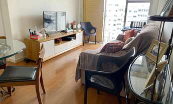 Imagem 2: Apartamento para venda possui 70 metros quadrados com 2 quartos em Botafogo - Rio de Janei