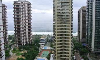 Imagem 2: Apartamento para venda tem 160 metros quadrados com 4 quartos