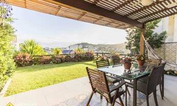 Imagem 6: Casa de condomínio para venda tem 337 metros quadrados com 3 quartos