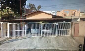 Imagem 2: Casa Geminada para Venda em Contagem, Parque Xangri-Lá, 2 dormitórios, 1 banheiro, 1 vaga