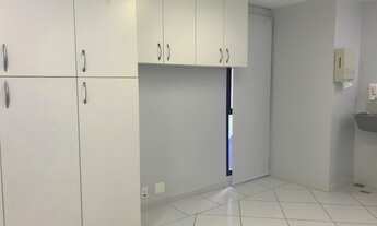 Imagem 6: Sala Comercial de 80,21 m2, recepção e outras 04 salas, 02 banheiros, 02 copas e 03 estac