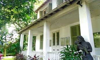 Imagem: Cosme Velho - mansão histórica com anexo