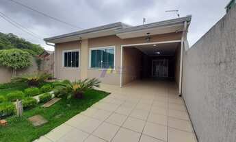 Imagem: Casa com 03 quartos / Semi Mobiliada/ Bairro