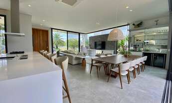 Imagem 2: Casa de condomínio térrea para venda possui 225 metros quadrados com 4 quartos