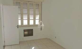 Imagem 4: Apartamento de 02 quartos (01 suíte), sala, banheiro social, dependência completa de empre