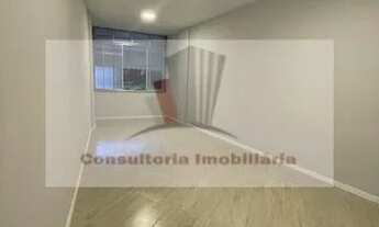 Imagem: Tijuca - junto ao metrô Estação Uruguai