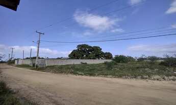 Imagem 3: Lote/Terreno para venda possui 588 metros quadrados em São Mateus - São Pedro da Aldeia